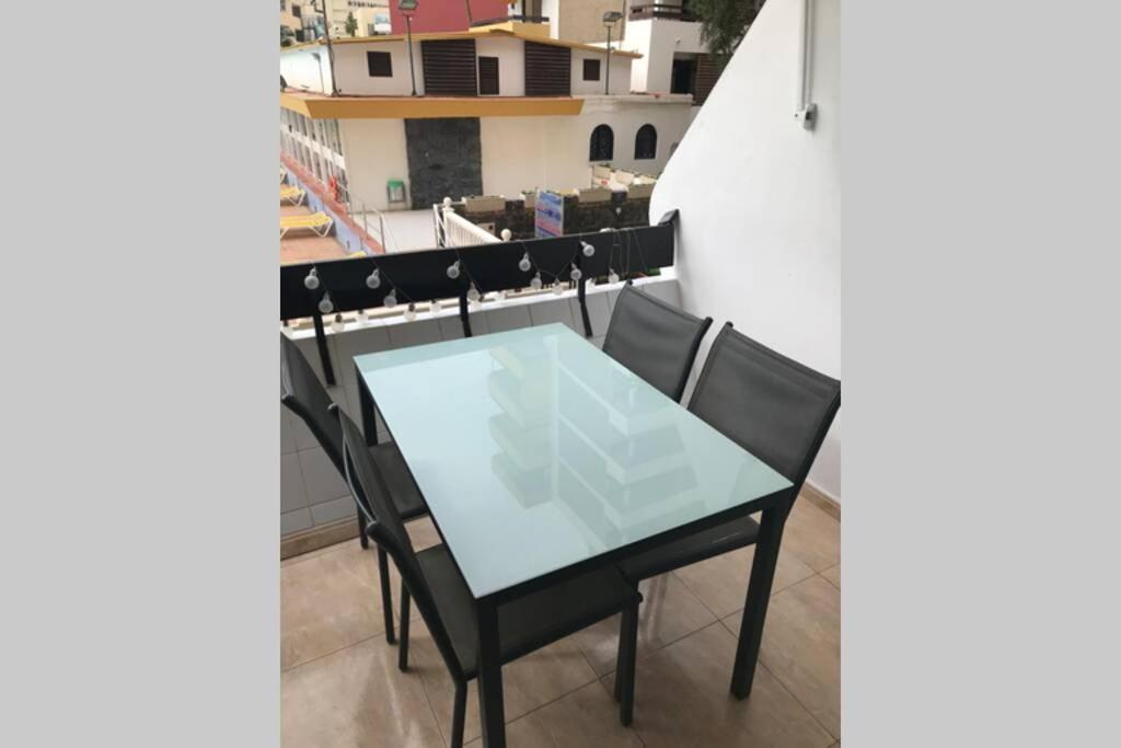Yumbo Beach Apartment Perfect Location Free Fast Wifi Playa del Inglés Exterior foto